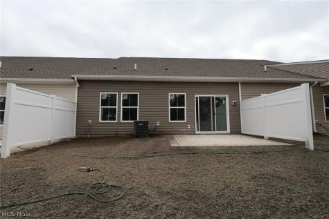 5112 Shepherds Glen Willoughby OH 44094