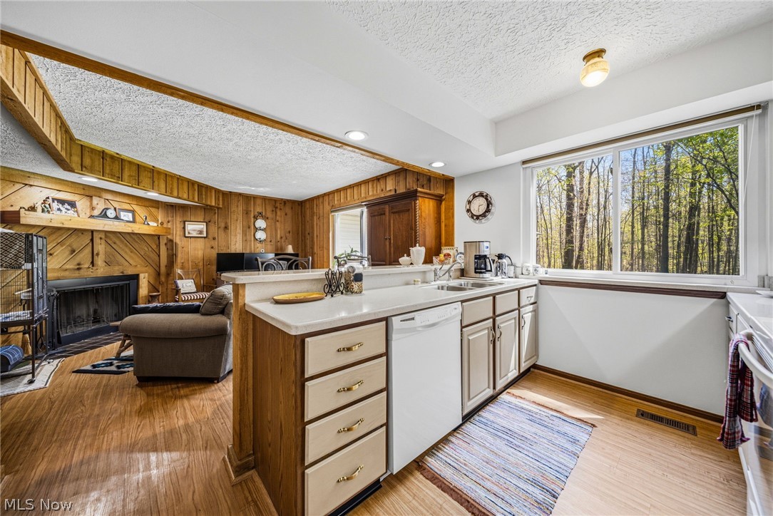 6216 Center Street Mentor OH 44060