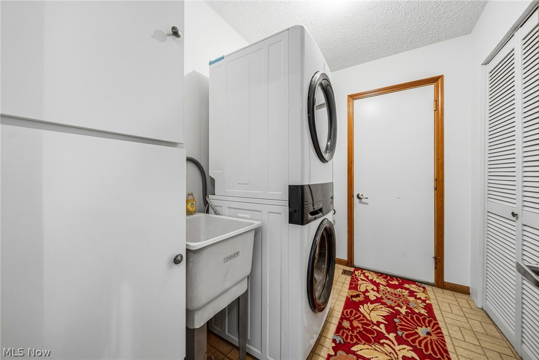 6216 Center Street Mentor OH 44060