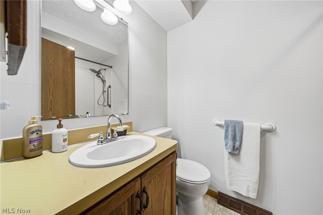 6216 Center Street Mentor OH 44060