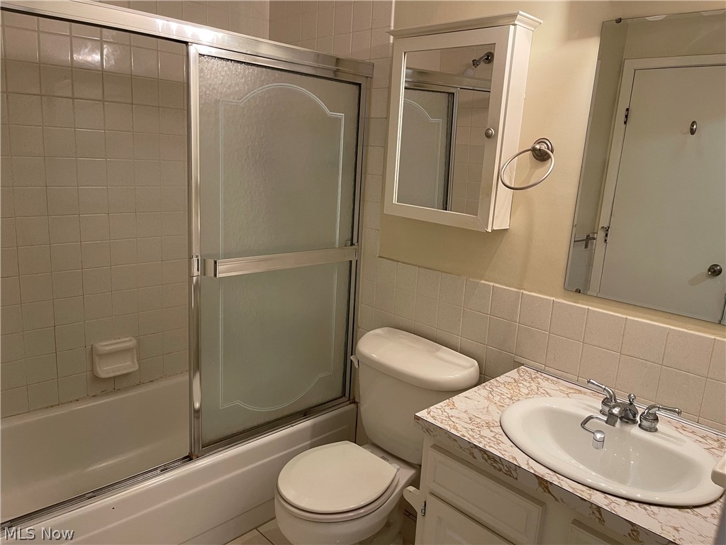 13676 Oakbrook Drive North Royalton OH 44133