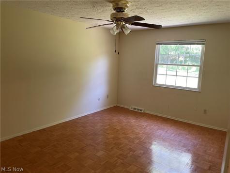 13676 Oakbrook Drive North Royalton OH 44133
