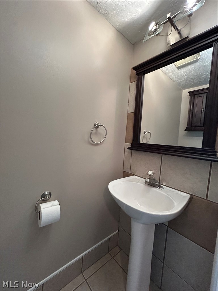 26634 Lake Of The Falls Boulevard Olmsted Falls OH 44138