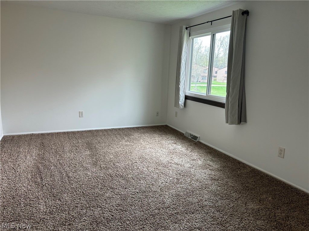 26634 Lake Of The Falls Boulevard Olmsted Falls OH 44138