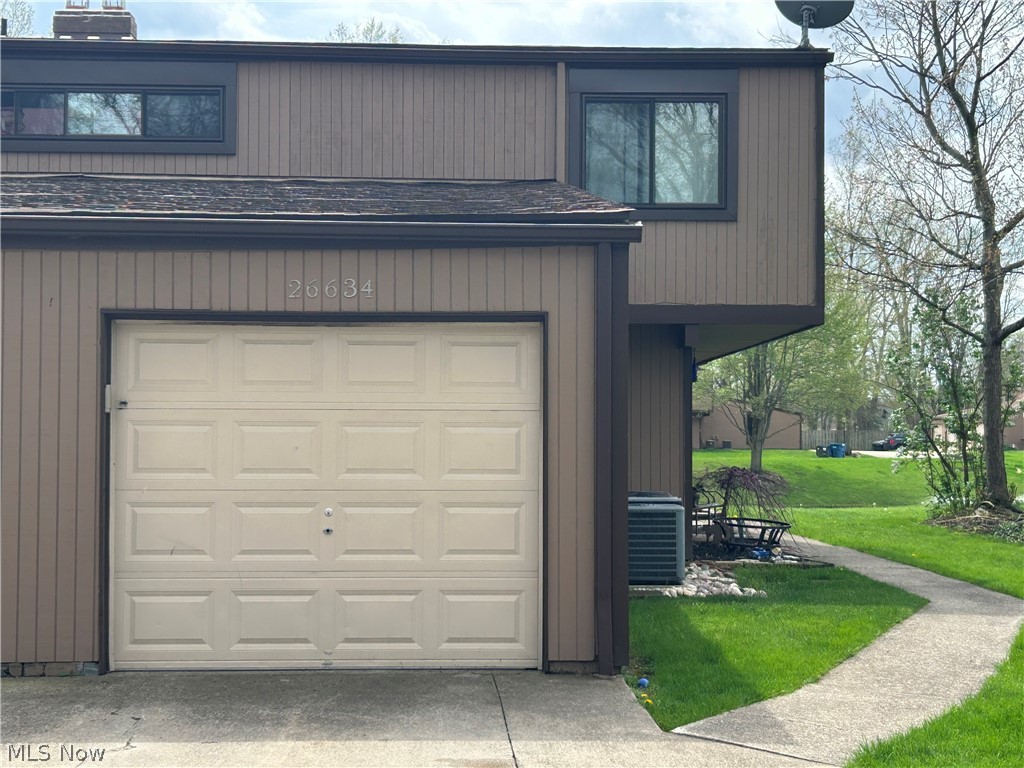 26634 Lake Of The Falls Boulevard Olmsted Falls OH 44138