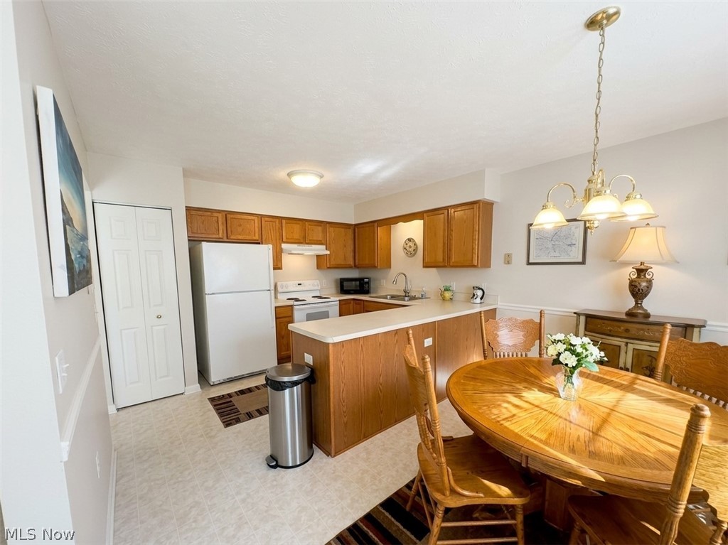 1244 Village Parkway Tallmadge OH 44278