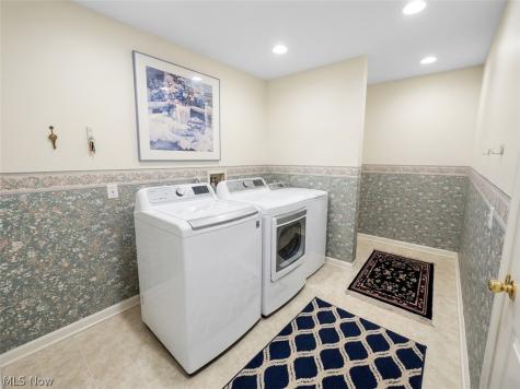 1244 Village Parkway Tallmadge OH 44278