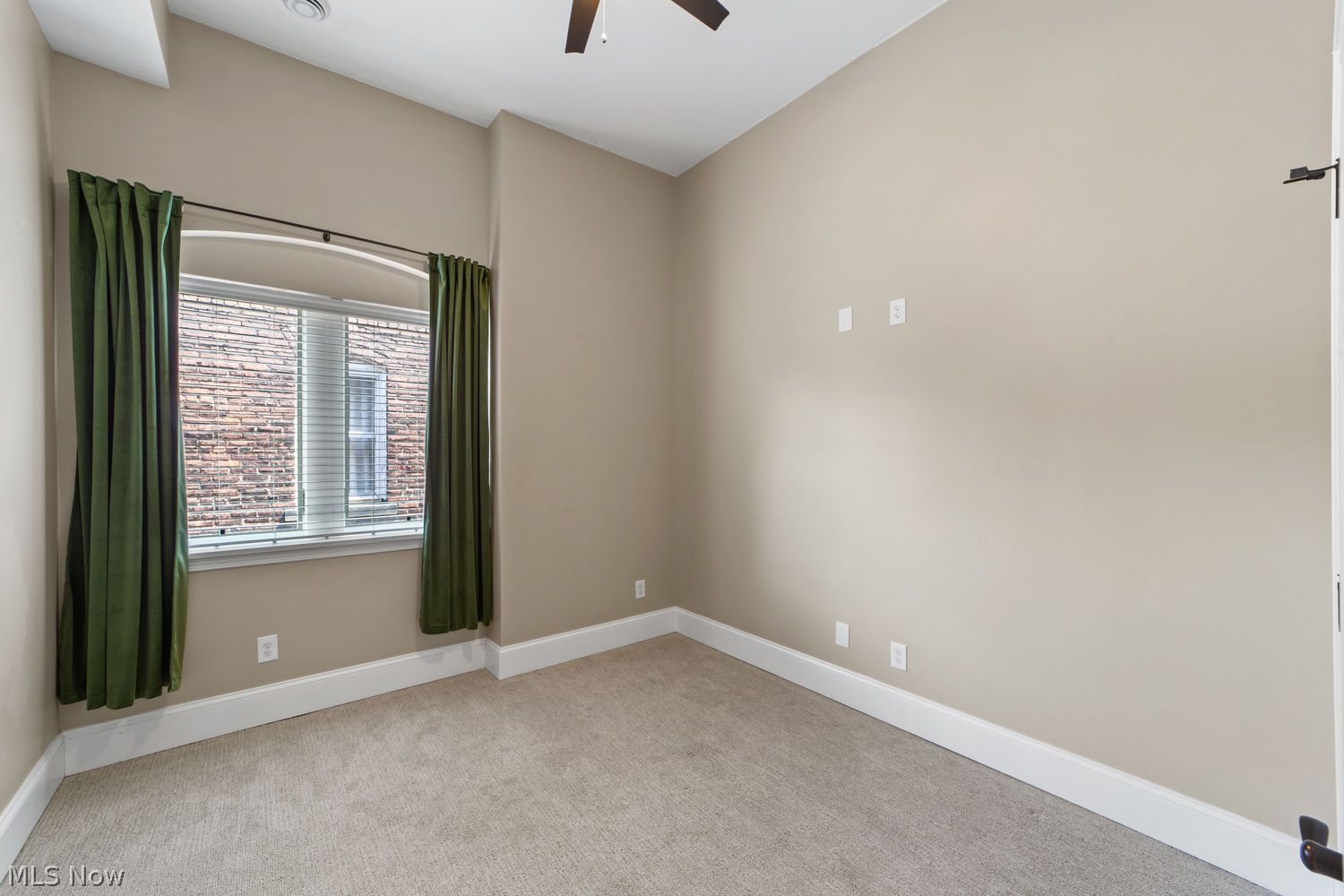 12966 Clifton Boulevard Lakewood OH 44107