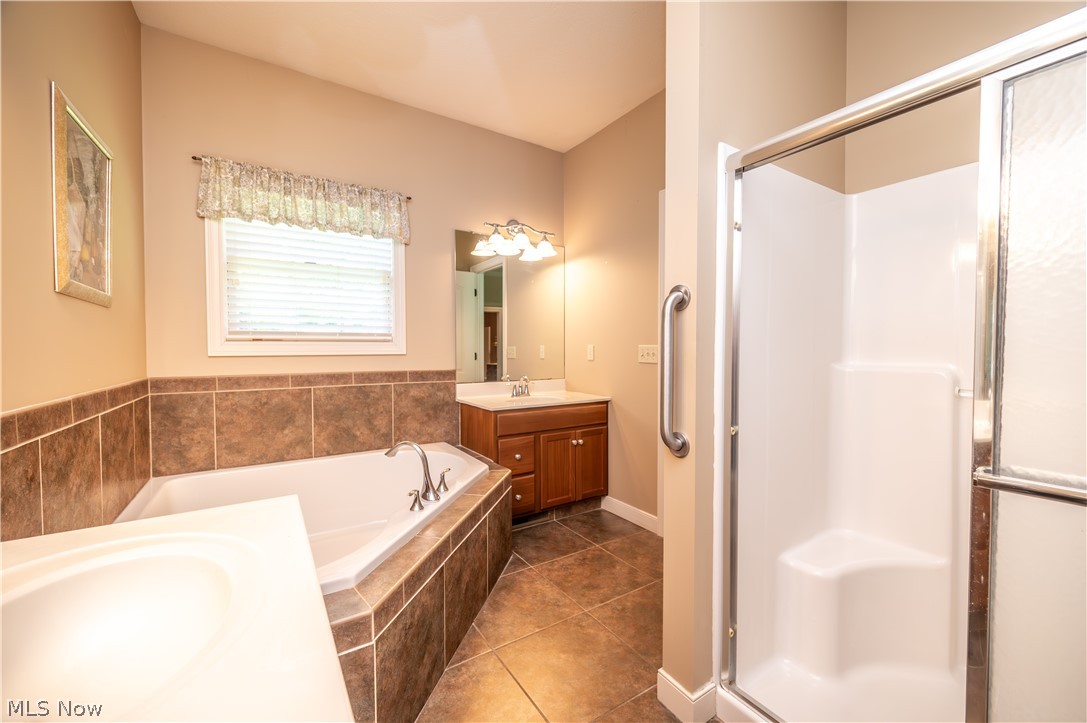 30 Barnstone Lane Canfield OH 44406