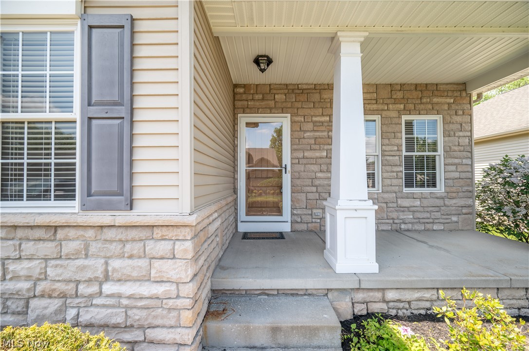 30 Barnstone Lane Canfield OH 44406