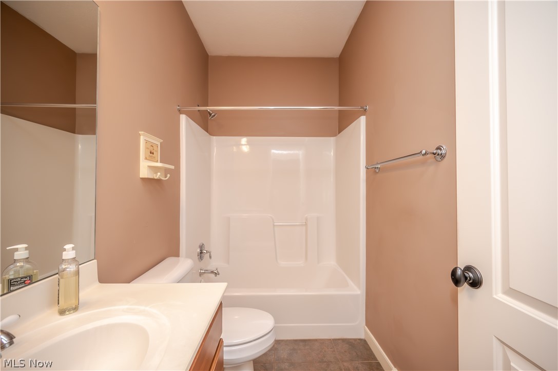 30 Barnstone Lane Canfield OH 44406