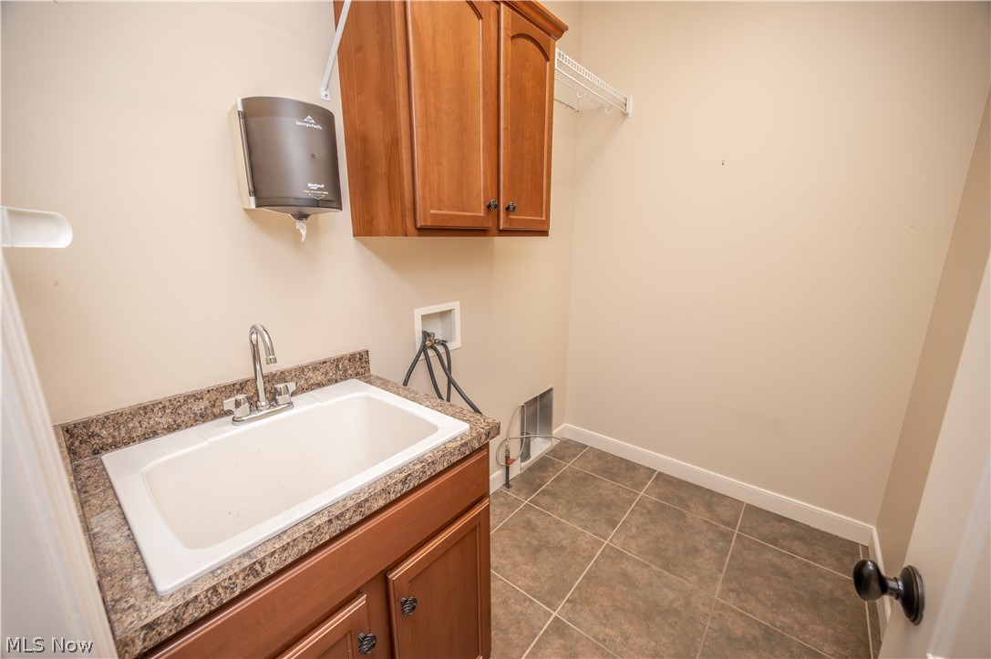 30 Barnstone Lane Canfield OH 44406