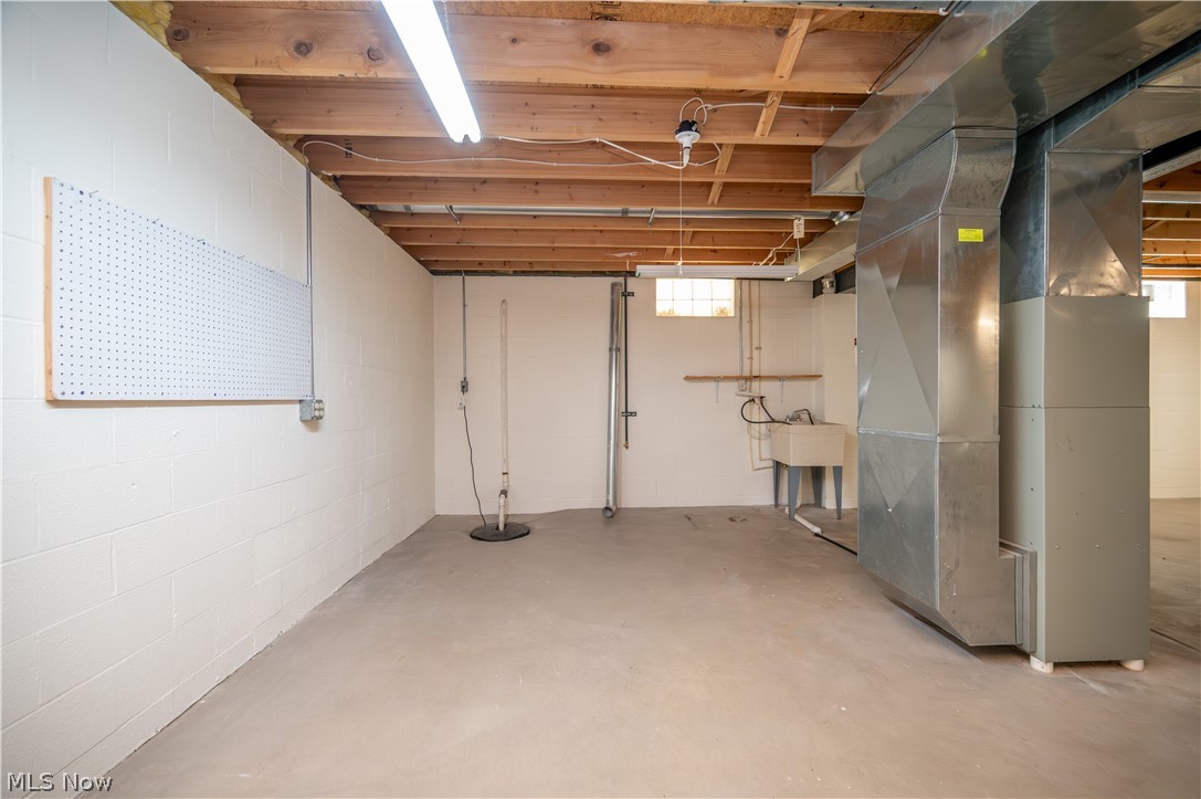 30 Barnstone Lane Canfield OH 44406
