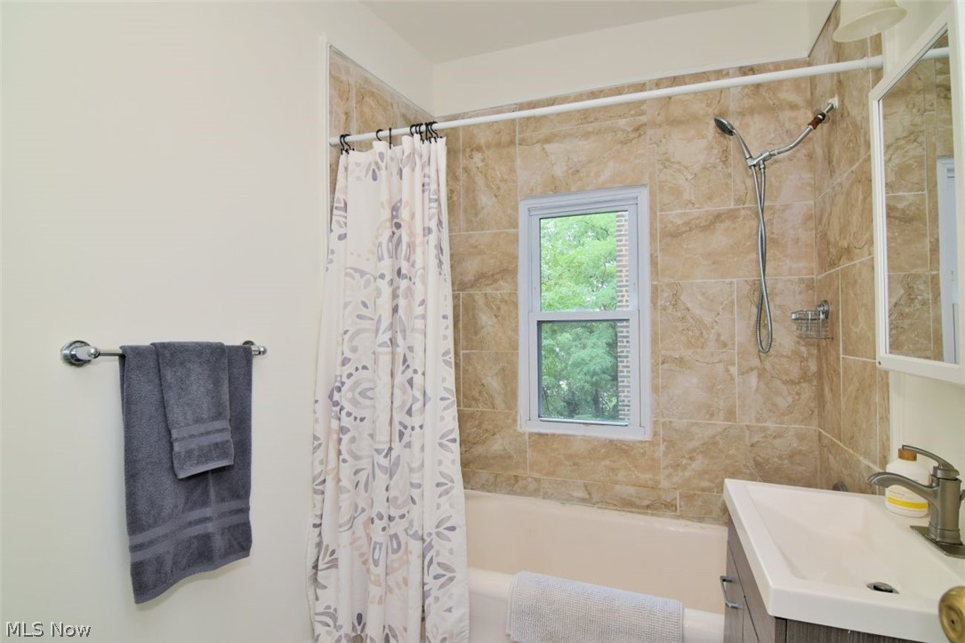 11426 Cedar Glen Parkway Cleveland OH 44106