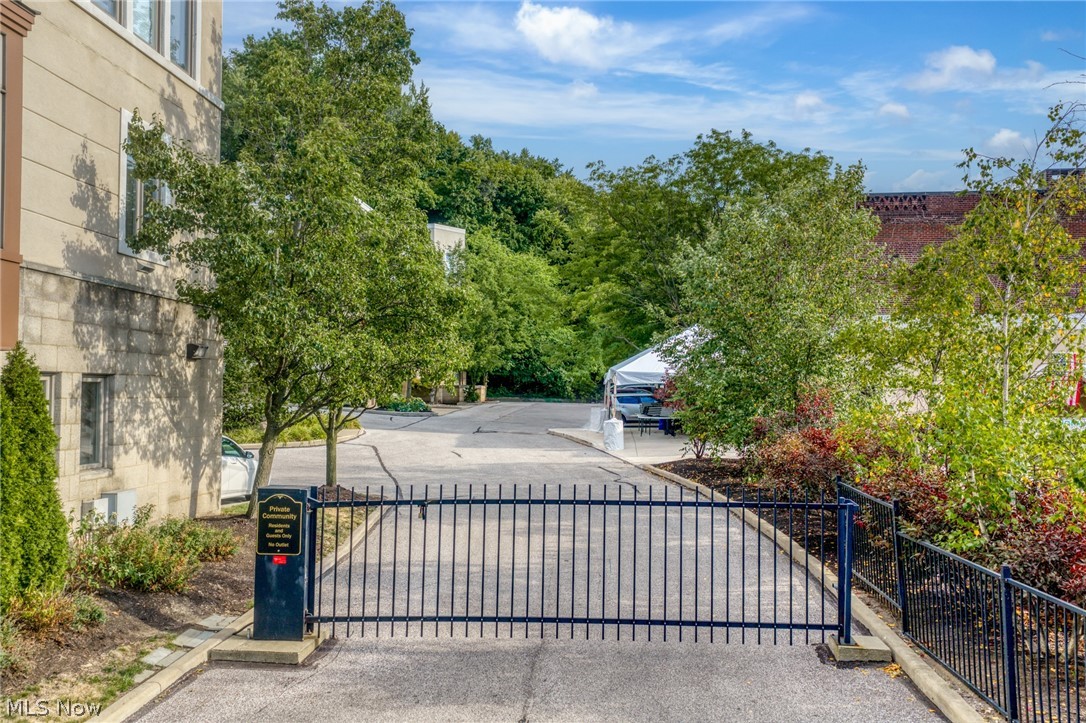 2011 Villa Carabelli Drive Cleveland OH 44106