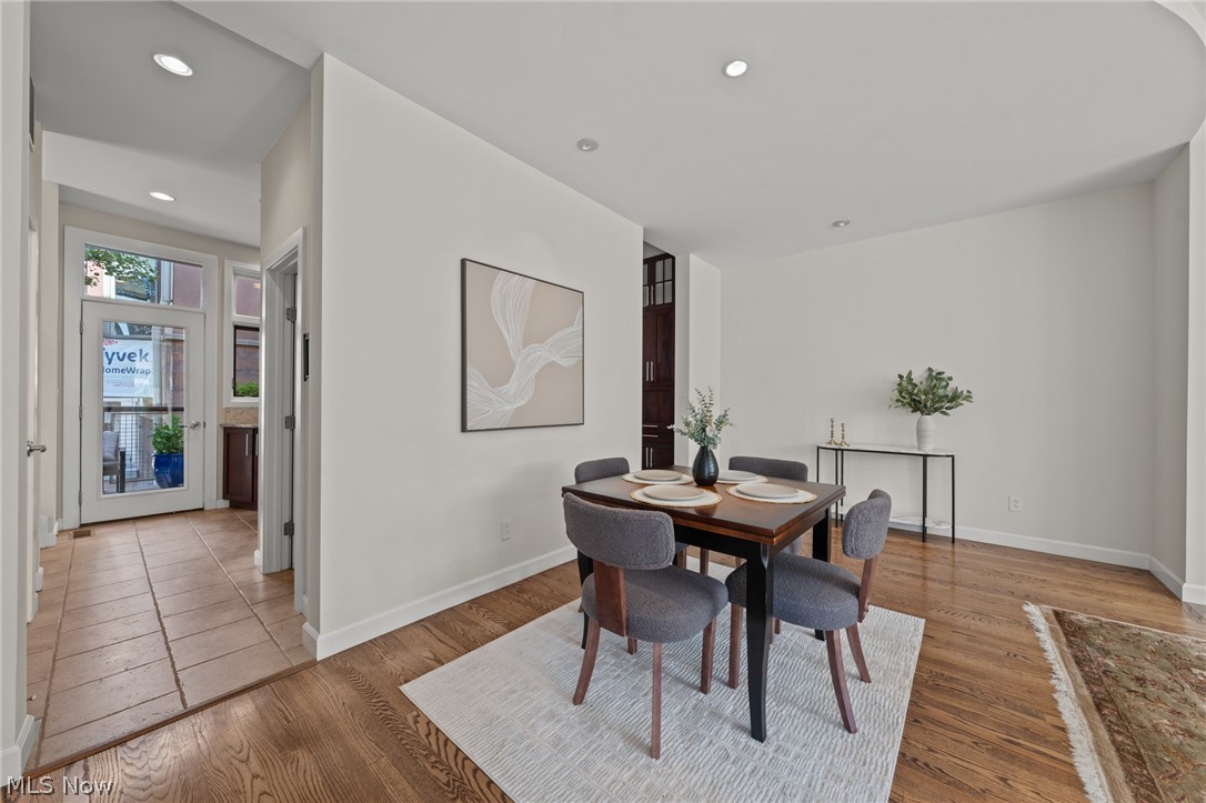 2011 Villa Carabelli Drive Cleveland OH 44106