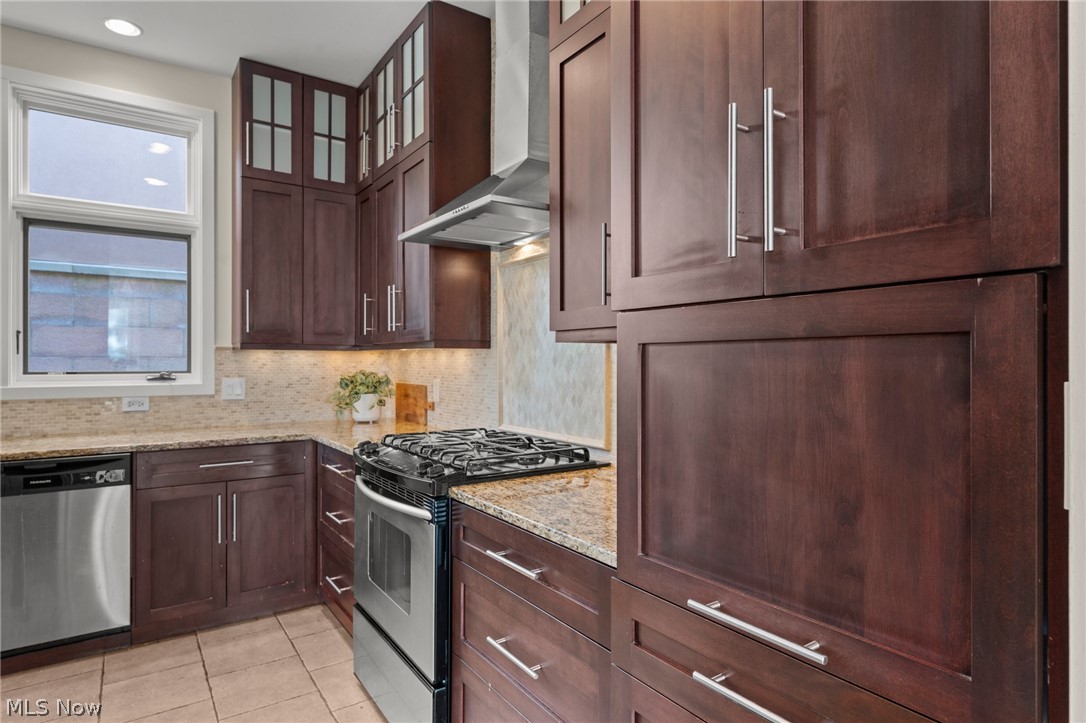 2011 Villa Carabelli Drive Cleveland OH 44106