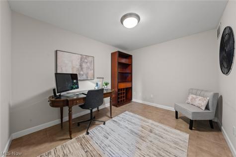 2011 Villa Carabelli Drive Cleveland OH 44106