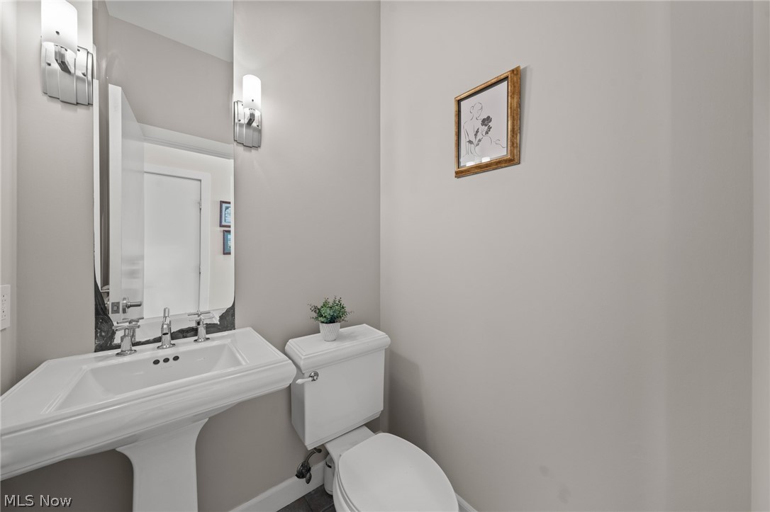 2011 Villa Carabelli Drive Cleveland OH 44106