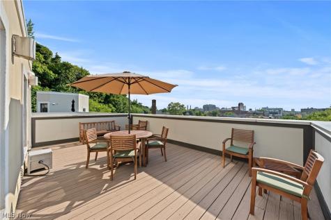 2011 Villa Carabelli Drive Cleveland OH 44106