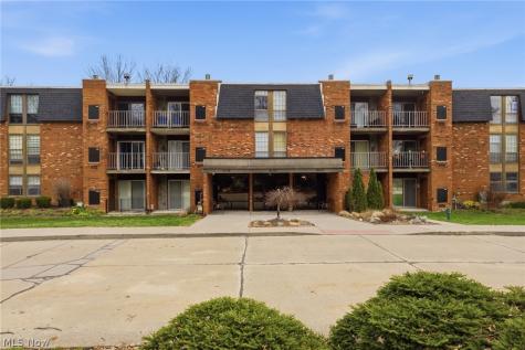 4187 Columbia Road North Olmsted OH 44070