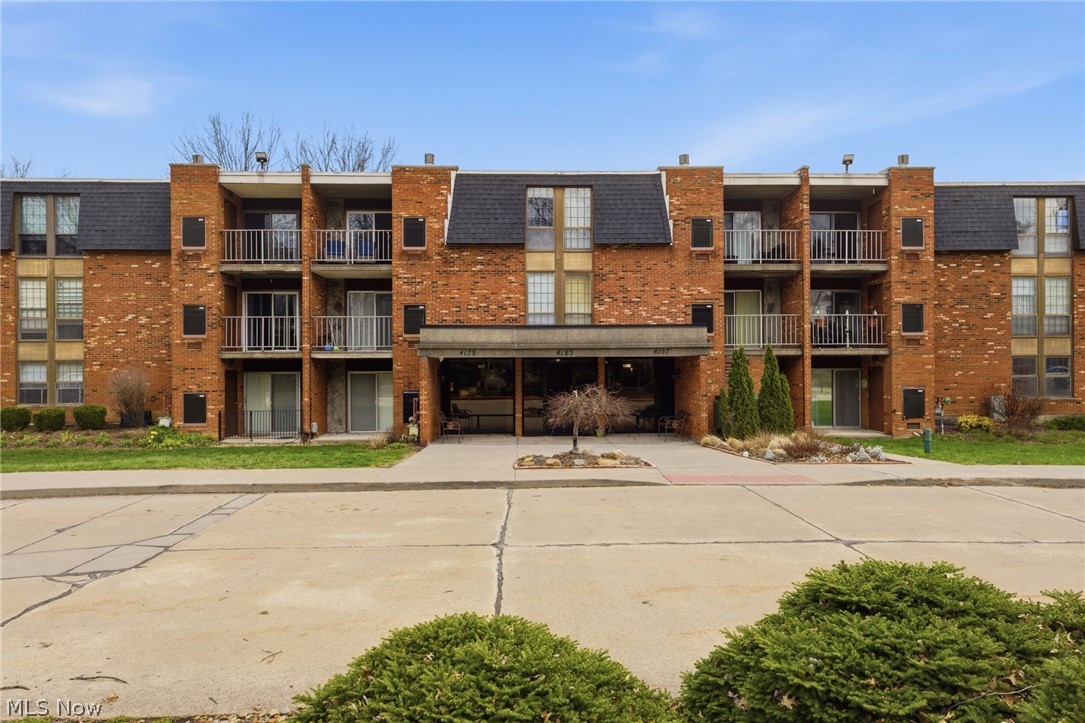 4187 Columbia Road North Olmsted OH 44070
