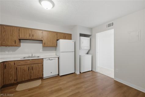 4187 Columbia Road North Olmsted OH 44070