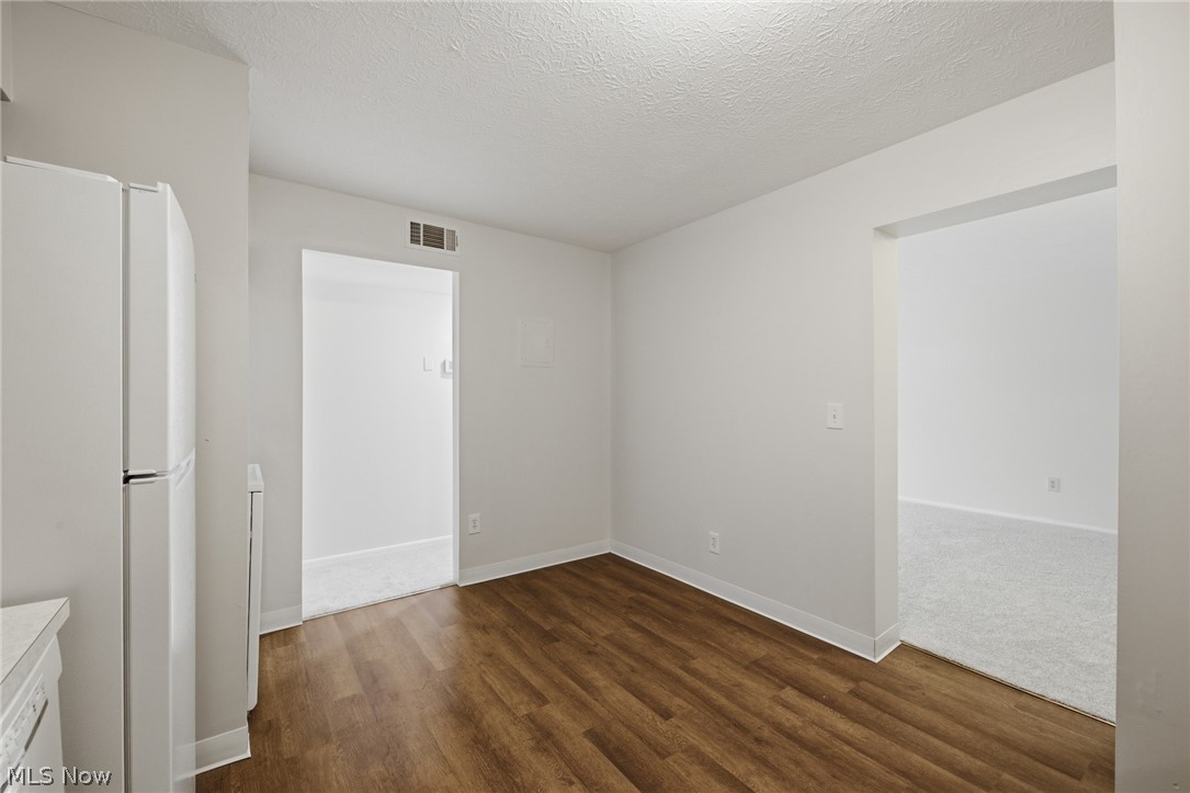 4187 Columbia Road North Olmsted OH 44070
