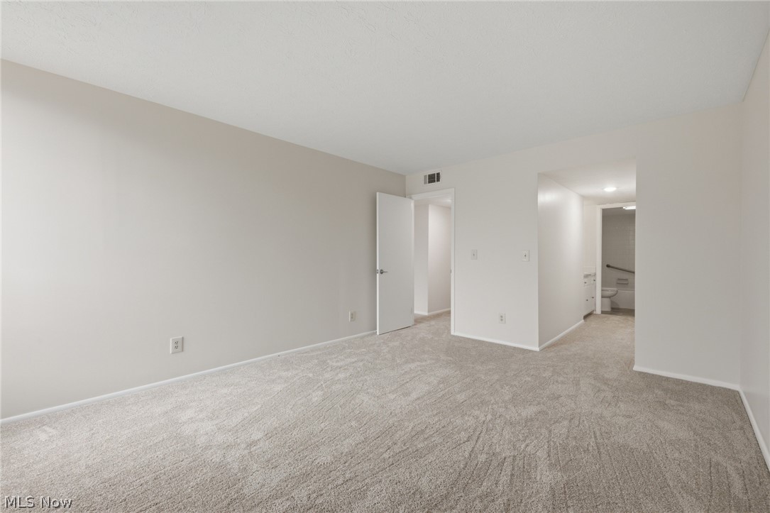 4187 Columbia Road North Olmsted OH 44070