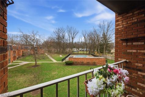 4187 Columbia Road North Olmsted OH 44070