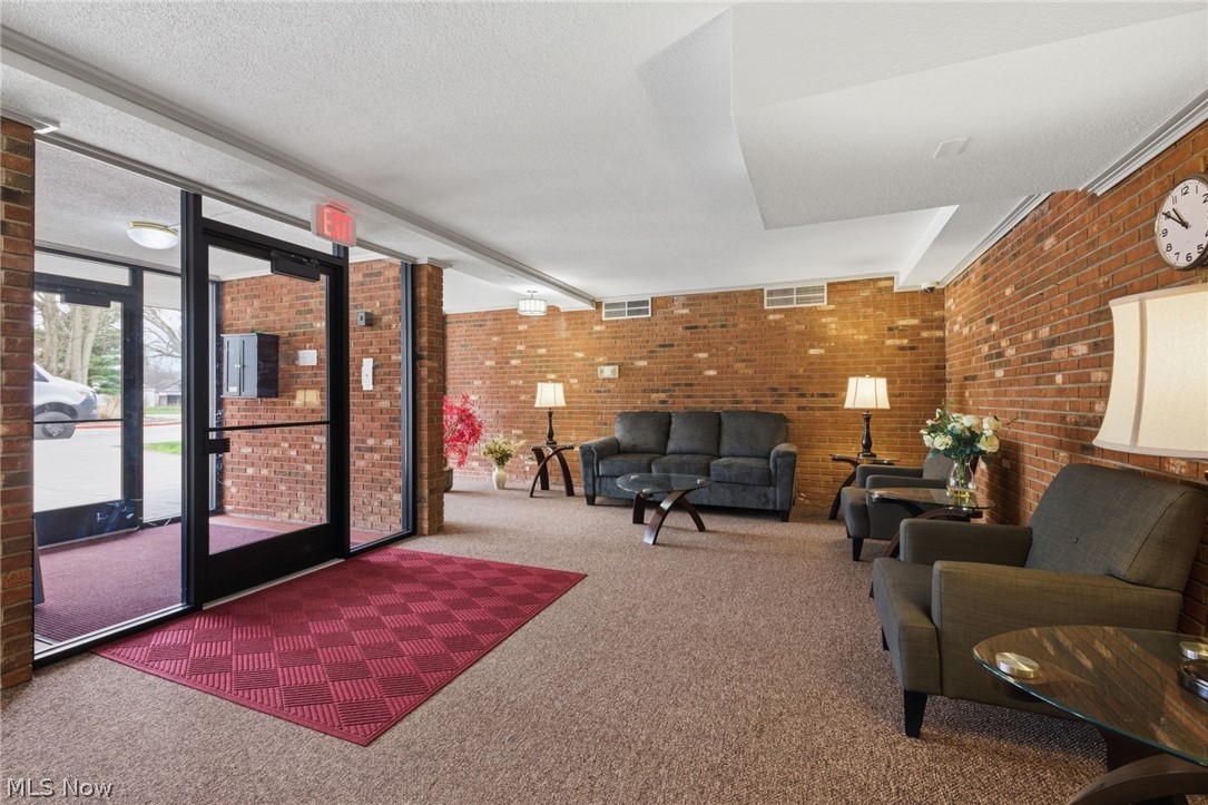 4187 Columbia Road North Olmsted OH 44070