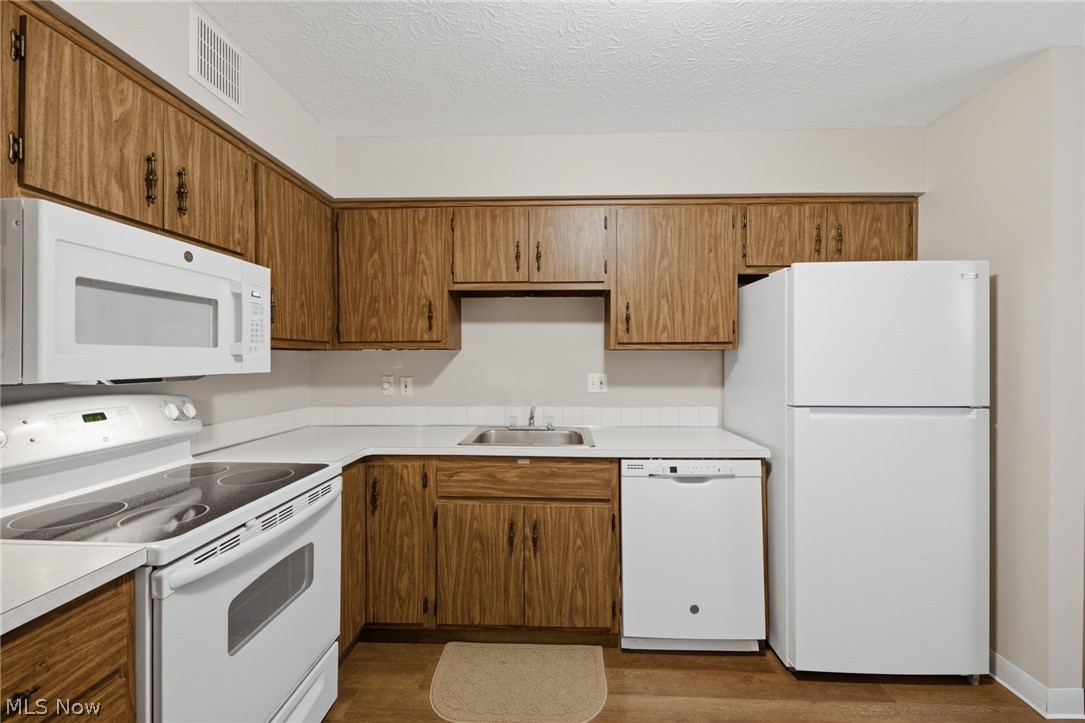 4187 Columbia Road North Olmsted OH 44070