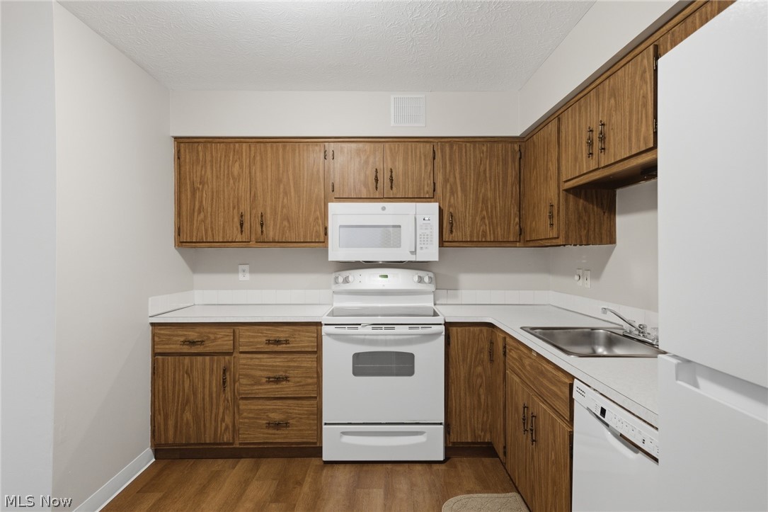 4187 Columbia Road North Olmsted OH 44070