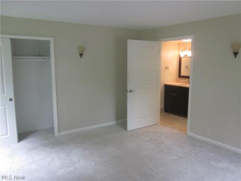 22555 Center Ridge Road Rocky River OH 44116