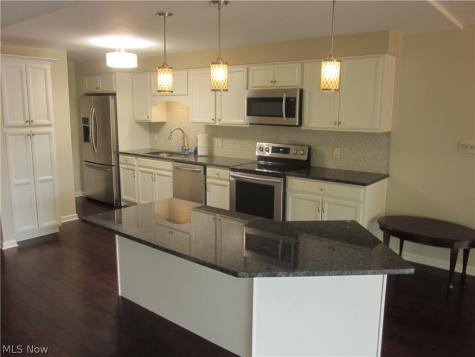 22555 Center Ridge Road Rocky River OH 44116