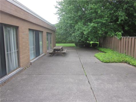 22555 Center Ridge Road Rocky River OH 44116