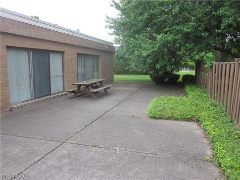 22555 Center Ridge Road Rocky River OH 44116