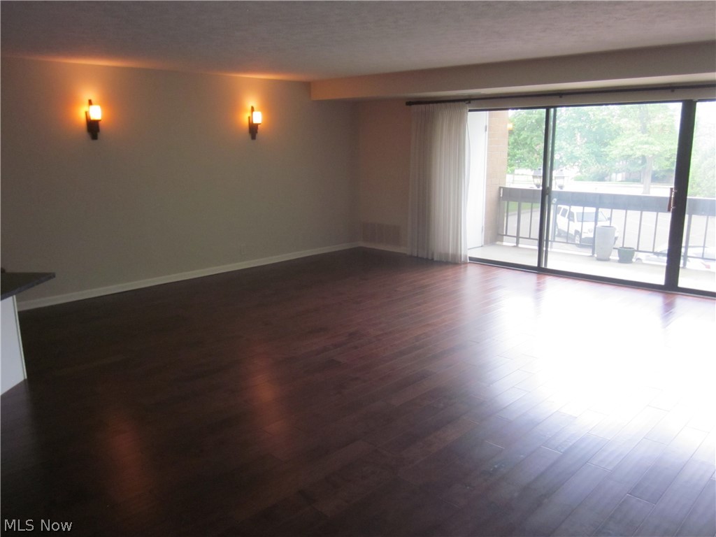 22555 Center Ridge Road Rocky River OH 44116