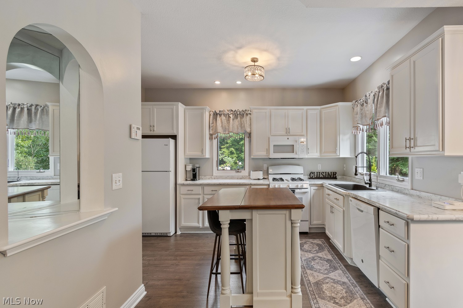 3269 Grey Village Drive Green OH 44319