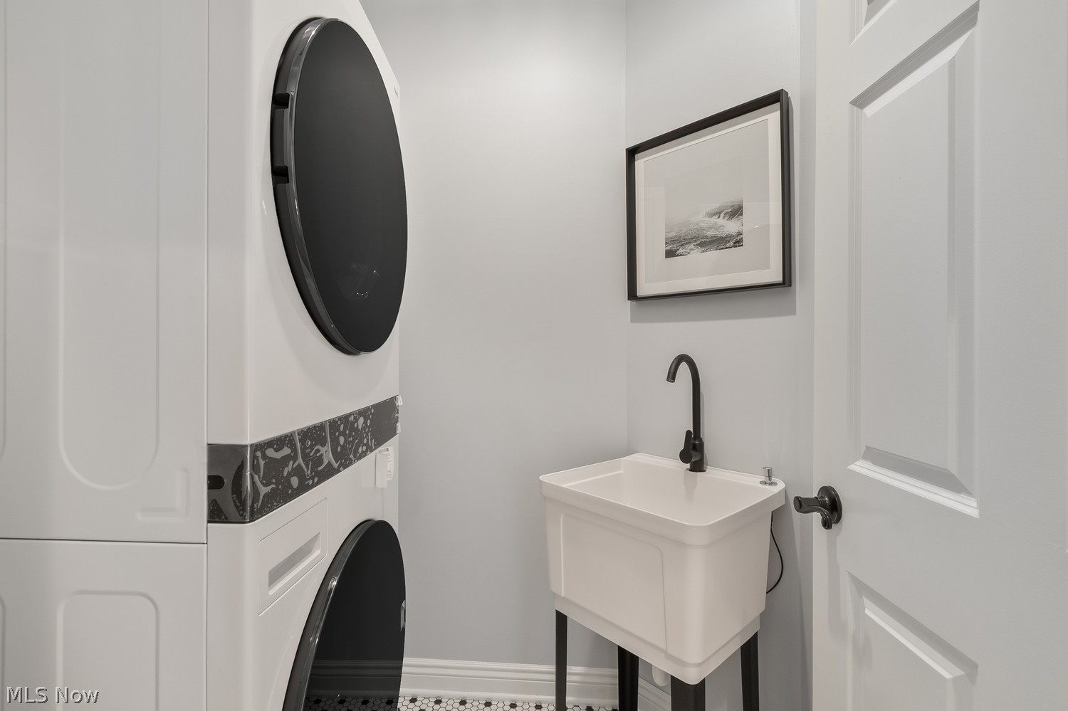 3269 Grey Village Drive Green OH 44319