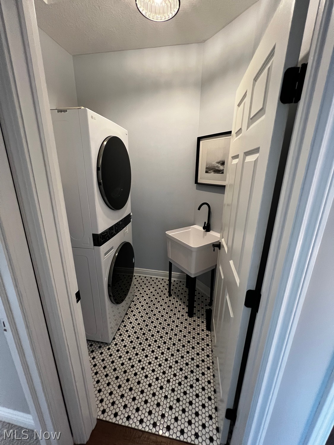 3269 Grey Village Drive Green OH 44319