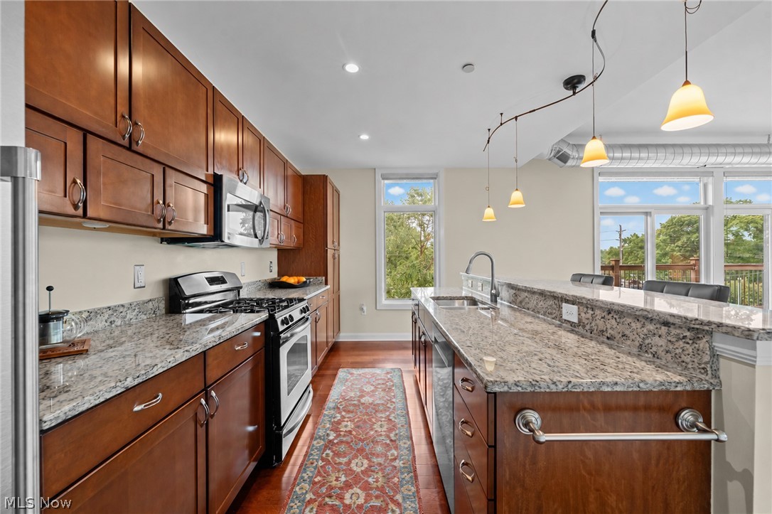 1403 Copper Trace Cleveland Heights OH 44118
