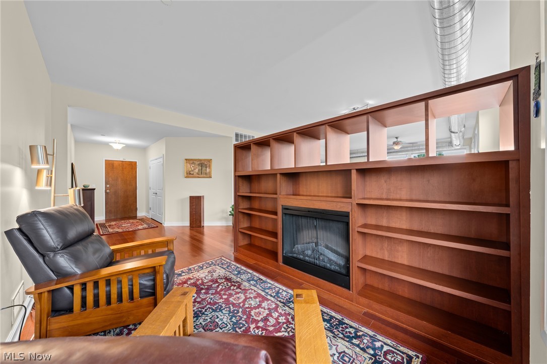 1403 Copper Trace Cleveland Heights OH 44118