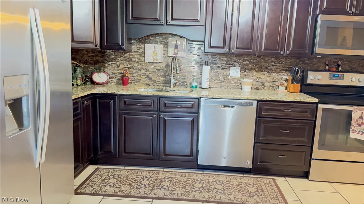 7607 Creekwood Drive North Royalton OH 44133