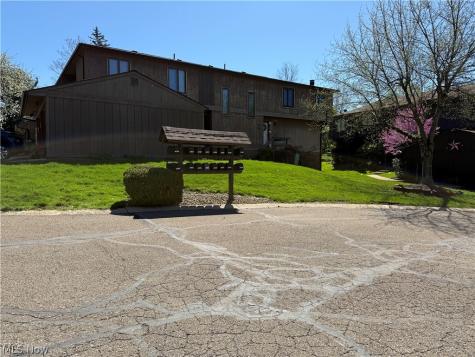 7607 Creekwood Drive North Royalton OH 44133
