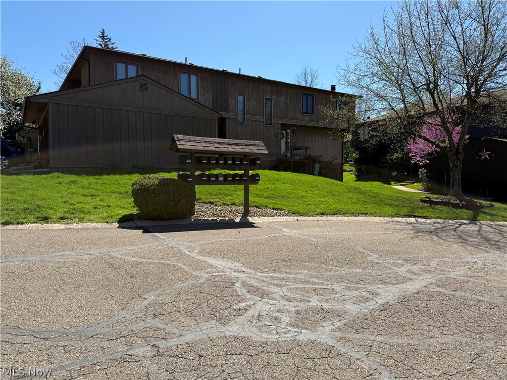 7607 Creekwood Drive North Royalton OH 44133