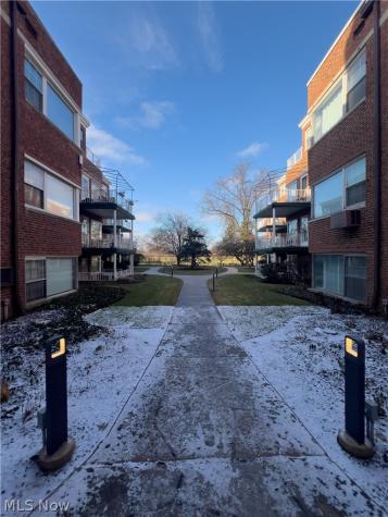 19901 Van Aken Boulevard W Shaker Heights OH 44122