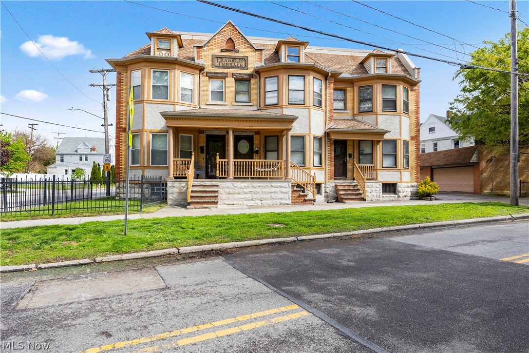7512 Franklin Boulevard Cleveland OH 44102
