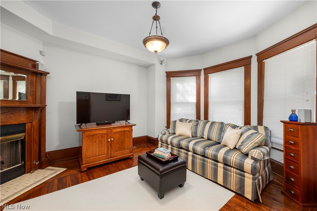 7512 Franklin Boulevard Cleveland OH 44102