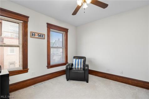7512 Franklin Boulevard Cleveland OH 44102